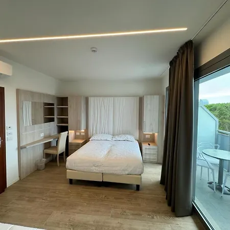 Franz 酒店 比比翁