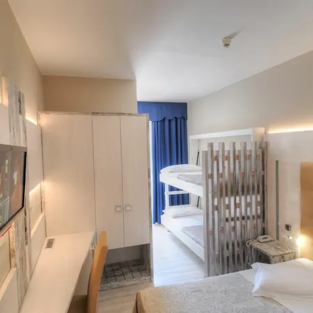 Отель Franz Бибионе