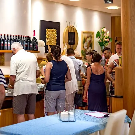 Franz 酒店 比比翁